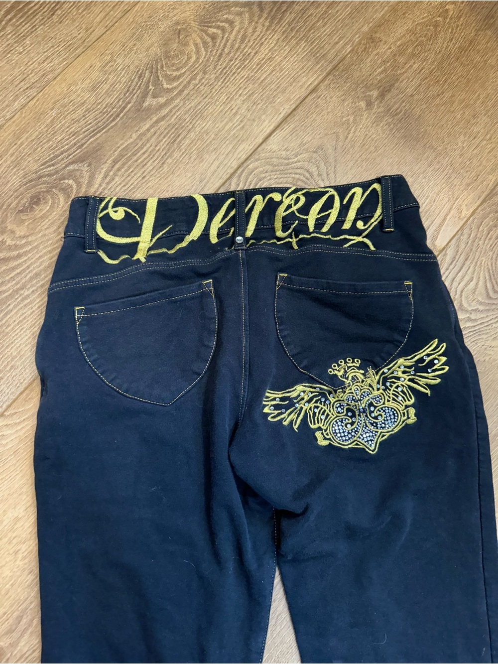 Vtg Y2K Dereon black skinny jeans with gold embroidery and crystals sz 29